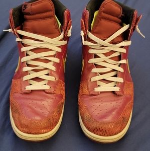 Nike dunk Eddie Cruz west size 13